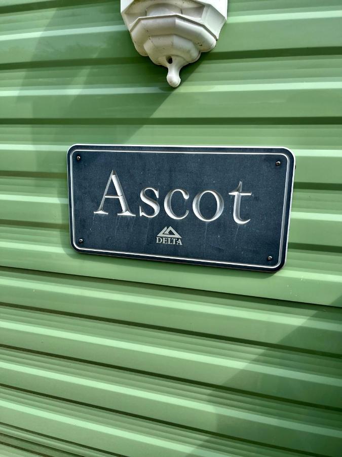 Hotel The Ascot By North Shacks Slaley Esterno foto
